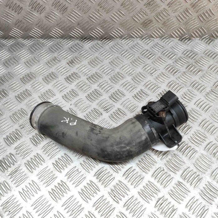 Furtun intercooler st&acirc;nga VW TRANSPORTER V T5 Furgon 2015 OEM: 0281002977,03G906051E,7E0145790,7E0145941