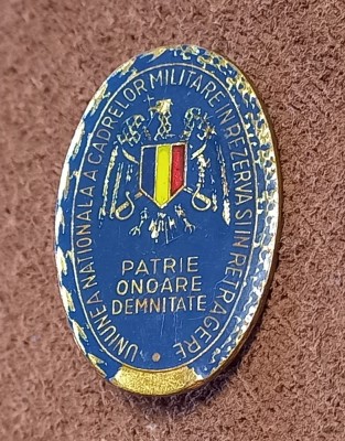 Insigna militara - UNIUNEA NATIONALA a CADRELOR MILITARE in REZERVA si in RETRAGERE foto
