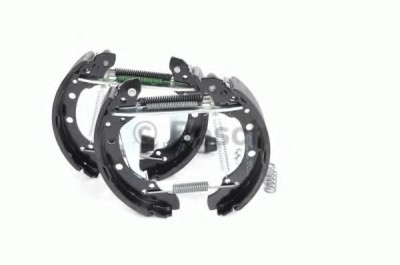 Set saboti frana VW UP (2011 - 2016) BOSCH 0 204 114 682 foto