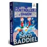 Cumpara ieftin Controller-ul de oameni/David Baddiel