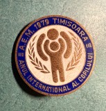 Insigna AEM 1979 Timisoara anul international al copilului