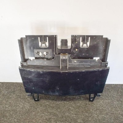 Scrumiera MERCEDES-BENZ C T-Model S204 2012 OEM: A2046800179,A204680135 10003210 foto