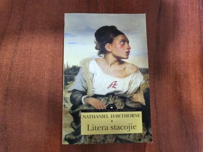 Litera stacojie de Nathaniel Hawthorne foto