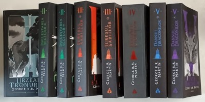 URZEALA TRONURILOR , VOLUMELE I - VIII de GEORGE R. R. MARTIN , 2020 foto
