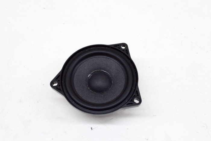 Difuzor planșa de bord TESLA MODEL 3 2021 OEM: 1079742-00-A 14170537