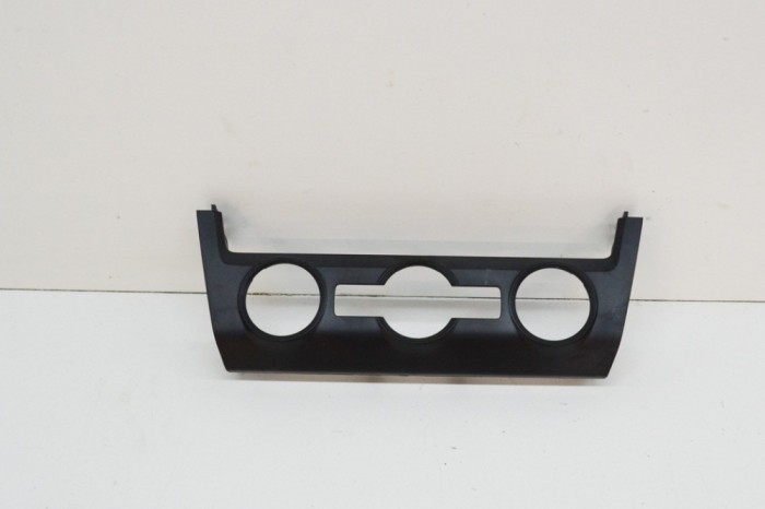 nerasta SKODA OCTAVIA III Combi 5E5 2016 OEM: 5E0863152B 13550865
