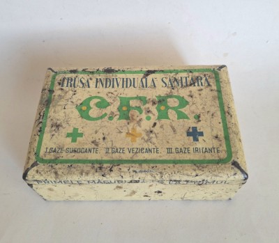 Trusa sanitara C.F.R. foto