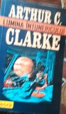 LUMINA INTUNERICULUI Arthur C. Clarke SF