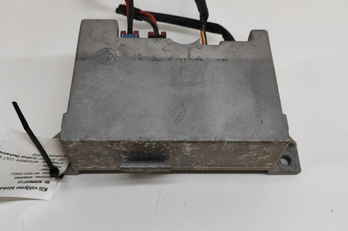 Unitate de control servodirecție MITSUBISHI COLT VI Z3_A, Z2_A 2007 OEM: MR594091,A4545450032 29903712