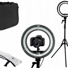 Set Foto Lampa Circulara 5600K + Trepied cu Inaltime Reglabila si sistem prindere pentru suport telefon sau camera video