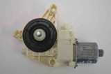 Motor macara geam ușă dreapta față MERCEDES-BENZ C W204 2012 OEM: A2048200242 1671254