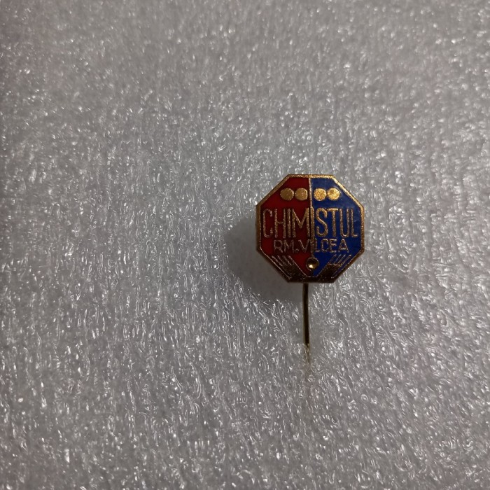 Insigna Chimistul Rm. Vilcea