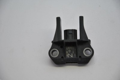 Senzor de impact dreapta față LEXUS IS II GSE2_, ALE2_, USE2_ 2006 OEM: 89173-53040 | 2360398 foto