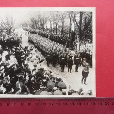 Iasi 1940 Garda de fier Legionari Defilarea Miscarii Legionare Regele Mihai Foto