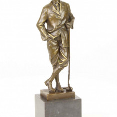 Jucator de golf-statueta din bronz pe un soclu din marmura SL-105