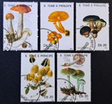 Ciuperci - S&atilde;o Tom&eacute; e Pr&iacute;ncipe 1990 - Set 5 Timbre Individuale Floră &amp; Botanică (Ștampilat) CP1_II