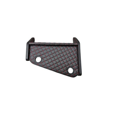 Masa de bord cu 2 suporti pentru pahare ,piele ecologica culoare Negru cusatura Rosie compatibila Iveco 2001-2006 Automotive TrustedCars foto