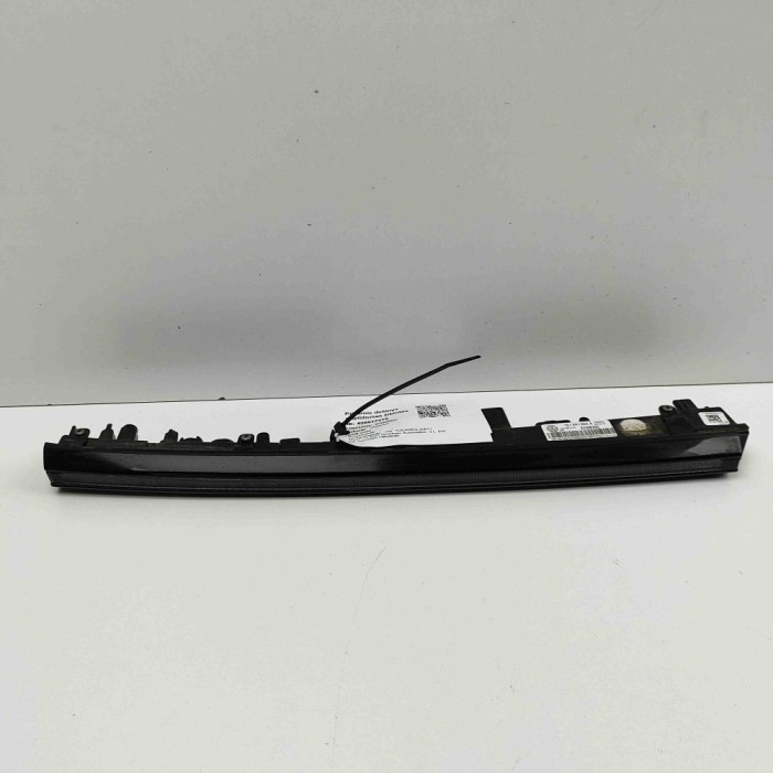 Proieitor suplimentar dreapta față VW TOUAREG CR7 2023 OEM: 761941654A