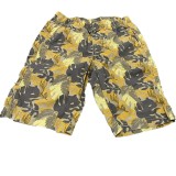 Pantaloni scurti , culoarea galben , varsta 4-5 ani