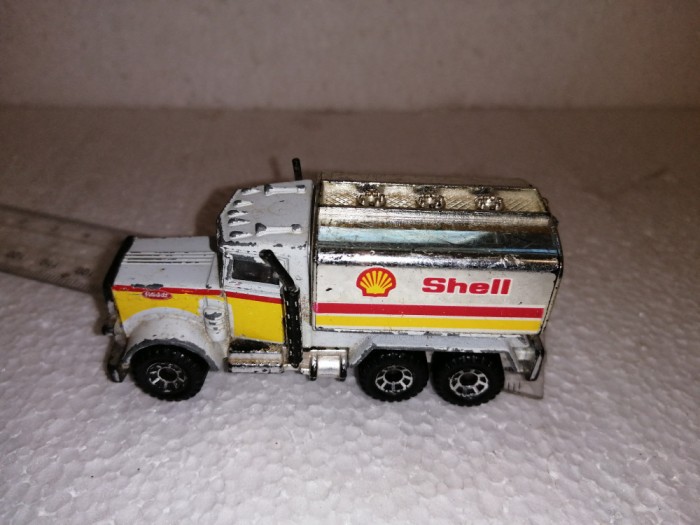 bnk jc Matchbox - Peterbilt Shell - 1/80