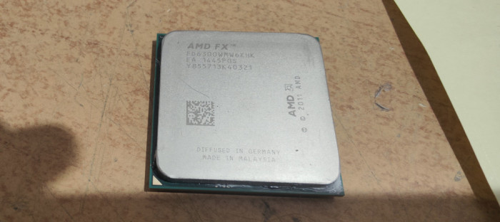 AMD FX-6300 FD6300WMW6KHK 6 X 3.5GHz Socket AM3+