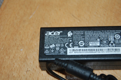 Incarcator laptop ACER 19V 2,37A 45W model ADP-45HE D mufa 3.0*1.1 mm foto