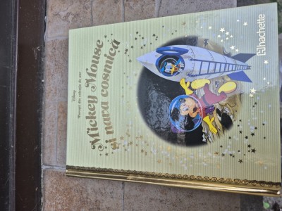 Mickey Mouse și nava cosmică foto