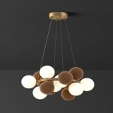 Candelabru modern, 8 globuri albe + 8 globuri de catifea maro, dulie G9, culoare corp auriu, diametru 60cm, inaltime reglabila 1m