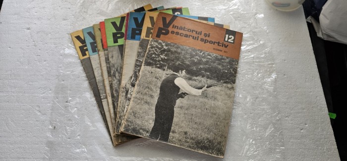 REVISTA VANATORUL SI PESCARUL SPORTIV ANUL 1971 ,LOT 12 BUCATI