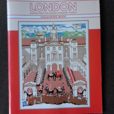 LONDON, POSTERS FROM THE LONDON TRANSPORT MUSEUM, COLOURING BOOK (CARTE DE COLORAT)