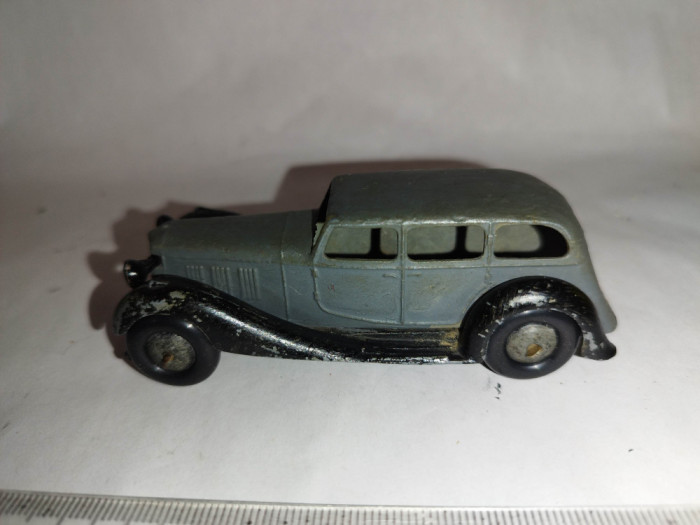 bnk jc Dinky 36c Humber Vogue