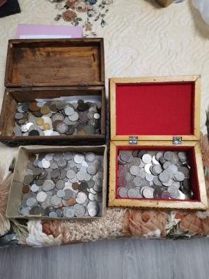 Monede,insigne , romanesti\ straine din ani 1800, 1887, 1900,1918,1924 foto