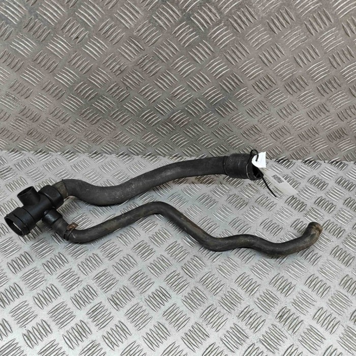 Furtun de lichid de răcire AUDI A4 Cabrio 8H7, B6, 8HE, B7 2009 OEM: 8E0121049L 28328192