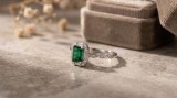 Cumpara ieftin Inel din argint 925 cu zirconiu verde smarald - Model Halo Art Deco