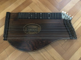 Titora,tzitora,instrument vechi muzical german cu corzi