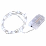 Cumpara ieftin Instalatie Craciun alba 1 m, 10 LED-uri alb rece, fir subtire, alimentare cu baterii, cablu 0,6 m
