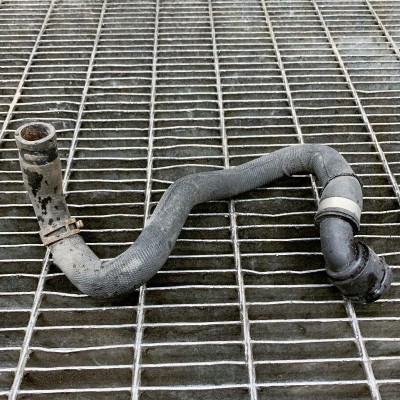 Furtun de lichid de răcire BMW 7 F01, F02 2014 OEM: 15476810 10670745 foto
