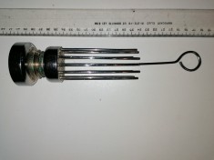 SUPORT PENTRU SERVETELE , ANII 60 / METAL MASIV / BRONZ ? - UMBRELUTA