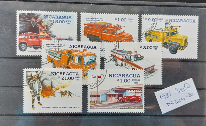 TS22 - Timbre serie Nicaragua - 1985 Auto - Pompieri