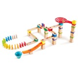 Set constructie din lemn pista cu bile si piese tip Domino Hape 81 piese