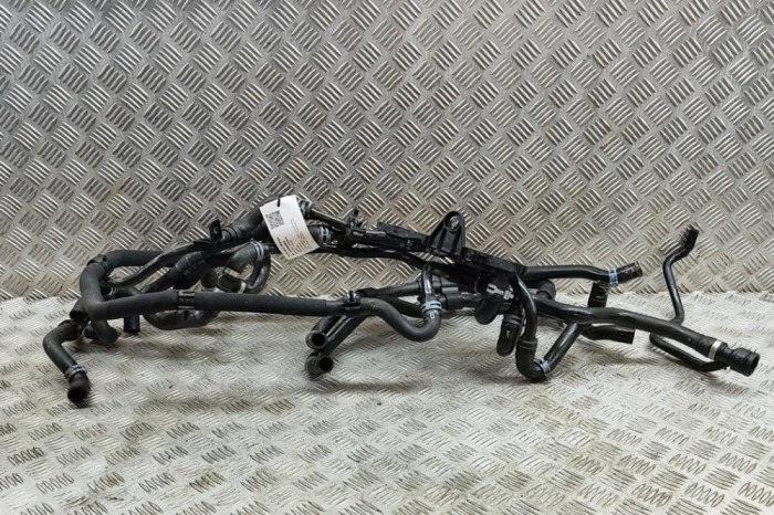 Furtun de lichid de răcire AUDI Q4 SUV F4B 2024 OEM: 1EA121051T,1EA121621G,1EA122049BE 30904894