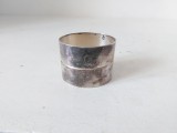 Inel Șervet Vintage &ndash; Gravat cu Litera &bdquo;G&rdquo; &ndash; Argintat / Colecție Masă Retro