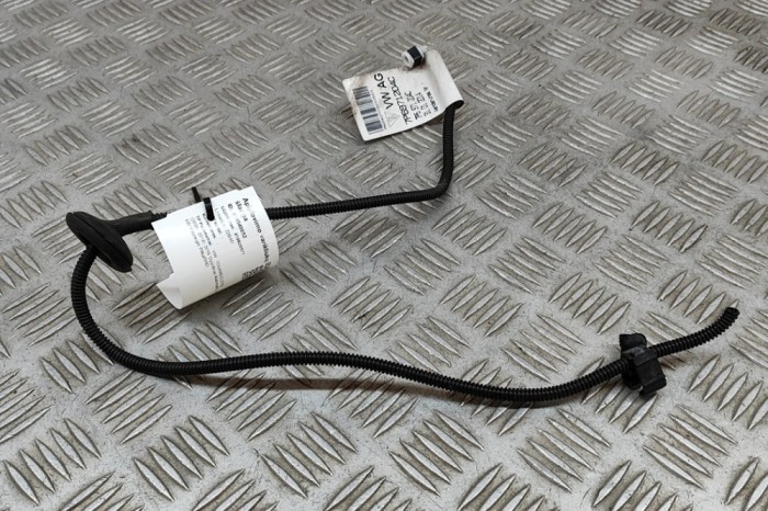 Conducta duza spălător far VW TOUAREG 7P5 2016 OEM: 7P6971204C 24540052