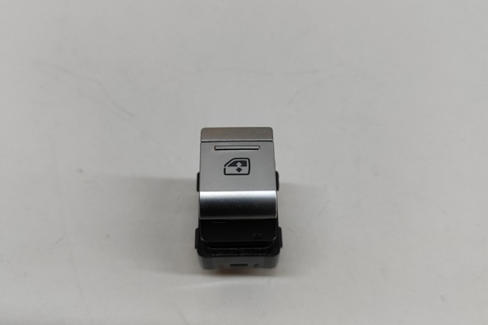 Buton geam ușă dreapta spate AUDI Q8 E-TRON Sportback 2024 OEM: 4K0959855A 31194516