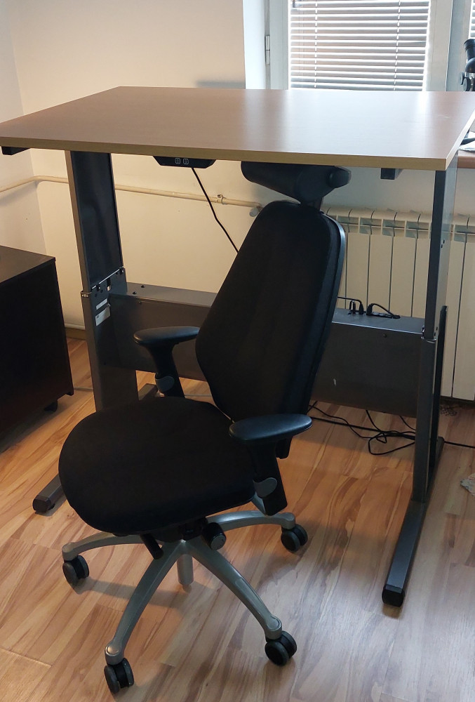 Set birou reglabil si scaun ergonomic Suedia | Okazii.ro