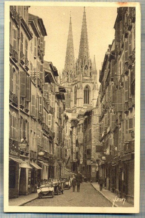 AD 240 C. P. VECHE-LA DOUCE FRANCE -BAYONNE-RUE DU PORT-NEUF-MASINI DE EPOCA1934