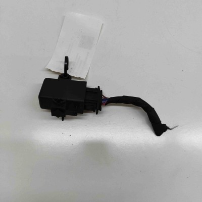 Releu &amp;icirc;ncălzire scaun VW T-CROSS C11 2024 OEM: 2Q0959772 | 31405912 foto