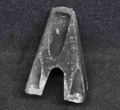 Suport motor dreapta AUDI A8 D3 4E2, 4E8 2006 OEM: 4E0199308BG 2263247 foto