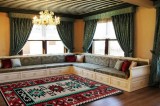 Covor pentru living, model rosu rustic