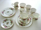 Set antik Royal Albert partian